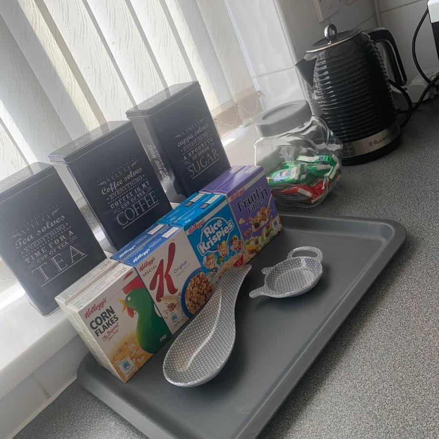 Be My Guest Liverpool - Ground Floor Apartment With Parking المظهر الخارجي الصورة