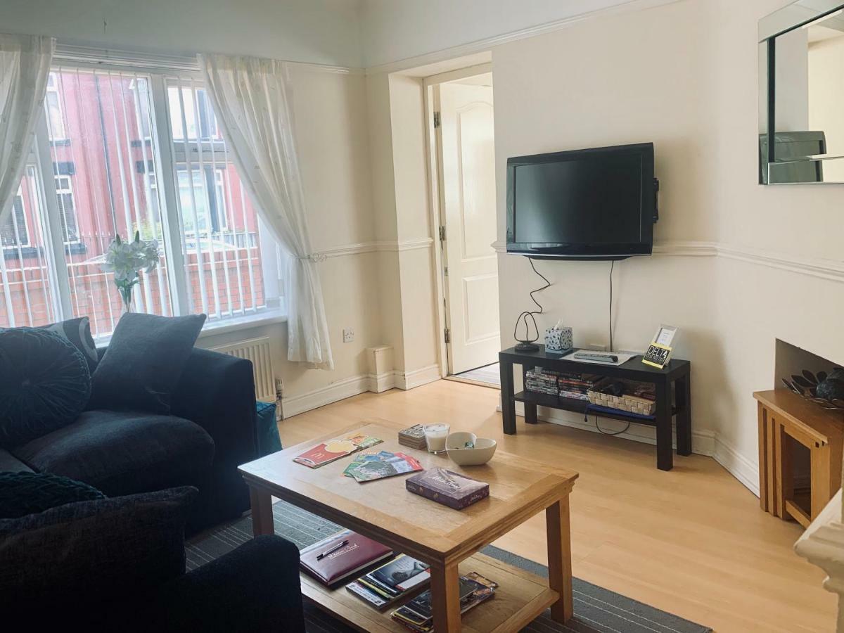 Be My Guest Liverpool - Ground Floor Apartment With Parking المظهر الخارجي الصورة